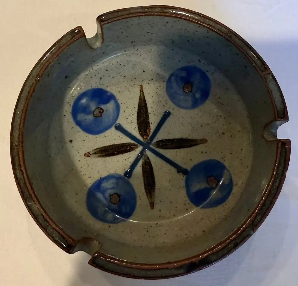 Vintage Ceramic Pottery 4.5